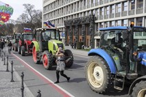 Po Sloveniji protestiralo več kot 5000 kmetov