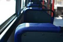 Zaradi suma spolnega napada na mladoletnice v Kopru ovadili voznika šolskega avtobusa