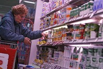 Letna stopnja inflacije upadla na 8,4 odstotka, hrana dražja za 14,7 odstotka