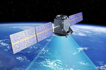 Evropski satelit ERS-2 se po skoraj 30 letih vrača na Zemljo