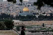ZDA: Izrael naj muslimanom med ramazanom omogoči dostop do mošeje Al Aksa v Jeruzalemu