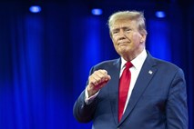 Trump ob izločitvi s predsedniških glasovnic v državi Illinois napovedal pritožbo