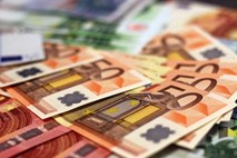 Telefoni, milijoni, tudi jahta: v Sloveniji in še 16 državah EU preiskave zaradi goljufij z DDV