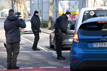 Avstrija zaostruje kazni: Prehitrim voznikom bodo lahko zasegli vozila in jih prodali na dražbi