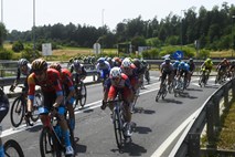 Vlada potrdila sofinanciranje kolesarske dirke po Sloveniji in podprla kandidaturo EP v gorskih tekih