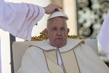 Papež z žaljivim izrazom nad homoseksualce v Cerkvi