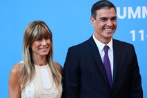 Nove težave španskega premierja: preiskava proti njegovi ženi se bo nadaljevala