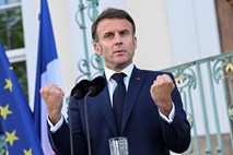 Macron pozval Abasa k reformi Palestinske uprave