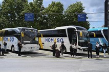 Javni potniški promet: Z avtobusi naj bi šlo hitreje, z vlaki še ne