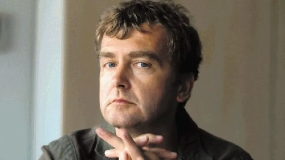 Marko Crnkovič Delo: Tako kot Miheljaka si je Crnkoviča izbralo po &scaron;est slovenskih urednikov, ki pa njegove kolumne cenijo iz zelo različnih razlogov - biv&scaron;i pisec Teleksa, Mladine, Razgledov, Dela, Dnevnika, Žurnala&hellip; je po mnenju Petra Frankla peresa najbolj ve&scaron;č avtor, ki zna ljudem, ki so na oblasti, povedati, kar jim gre. Francija Valjavca s Siola fascinirajo njegova zanimiva izvajanja in miselne akrobacije, medtem ko je Branko Čakarmi&scaron; prepričan, da je Crnkovič najbolj tranzicijski kolumnist, "saj so se v zadnjih dvajsetih letih vrednote njegovih stavkov bistveno spremenile. Ni se pa spremenil njegov 'zvi&scaron;ka' stil."