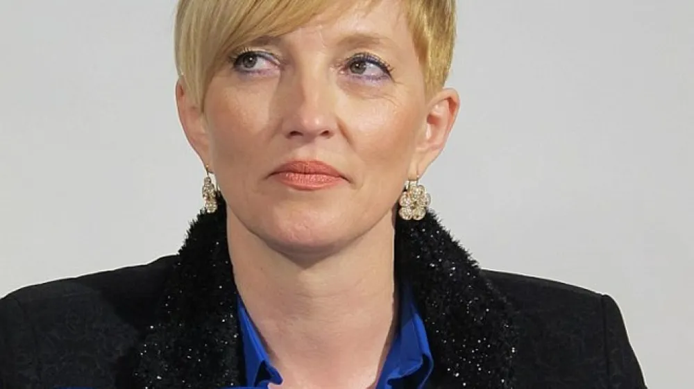 Predsednica uprave Tovarne nogavic  Polzela Karmen Dvorjak  je  sindikalistom predstavila poslovne  rezultate in jih z njimi prepričala, da  brez odpu&scaron;čanje ne gre. Če ne bodo  zdaj odpustili sto ljudi, bo čez čas na  cesti  vseh 396 zaposlenih.