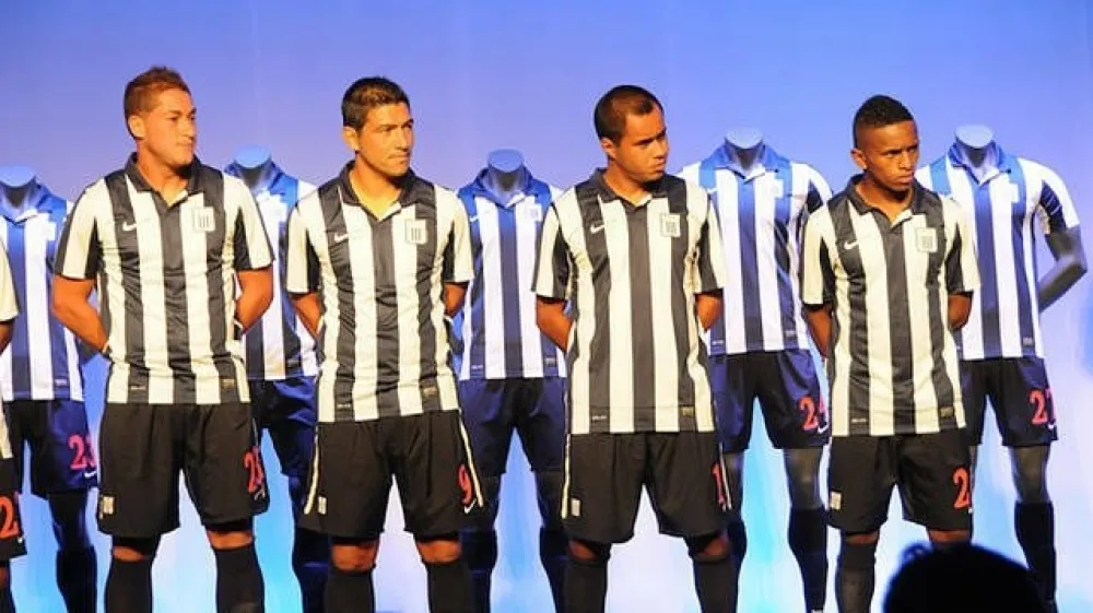 Vodilni nogometni klub iz Peruja Alianza Lima razmi&scaron;lja, da bi igralcem v lokalnem prvenstvu na tekmah ponudil viagro. (Foto: Nike)