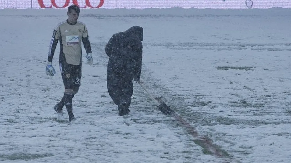 Danes so bile na sporedu tekme, ki bi morale biti prvotno odigrane že 27. marca, a so jih takrat odpovedali zaradi novozapadlega snega. (Foto: Luka Cjuha)