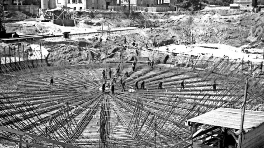 Gradnja parkirne hi&scaron;e pod Trgom revolucije