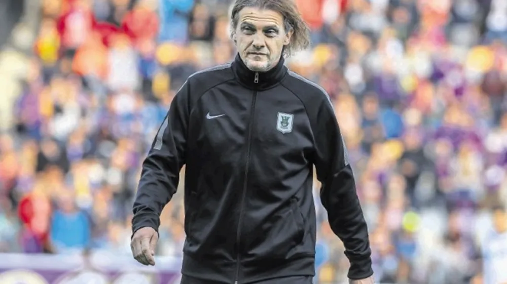 Trener Olimpije Safet Hadžić.