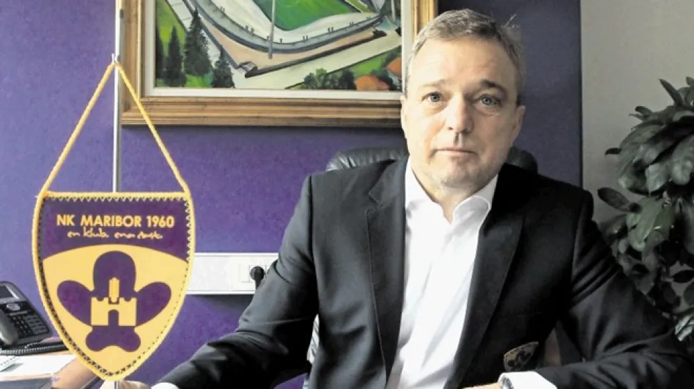 Bojan Ban: Nimamo nekoga za seboj, ki bi nas finančno pokrival, že vsa ta leta moramo vse narediti sami. Nikoli ne delamo selekcije na podlagi financ. Morali smo poiskati mlade igralce in jih izbrusiti, posku&scaron;ali biti z njimi uspe&scaron;ni in jih dobro unovčiti. Je pa treba biti  strpnej&scaron;i kot sicer. Taka filozofija za zdaj ostaja.