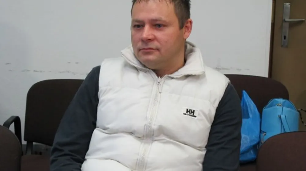 Kristijan Kamenik je bil reden gost slovenskih sodi&scaron;č, zdaj je  &raquo;gost&laquo; italijanskega zapora. V rokah kriminalistov pa so se  zna&scaron;li njegovi pajda&scaron;i s področja prodaje drog.