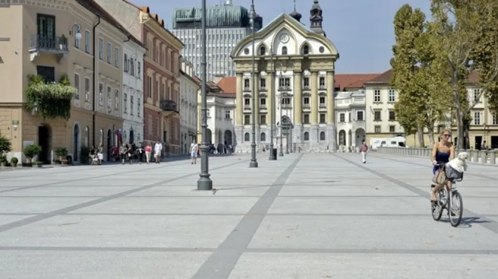 Na Kongresnem trgu bo 30. junija in 1. julija potekal festival urbane kulture, ki se mu bodo na prav poseben način pridružili kuharski mojstri. Hrano bodo namreč na trgu pripravljali in stregli v posebnih tovornjakih.