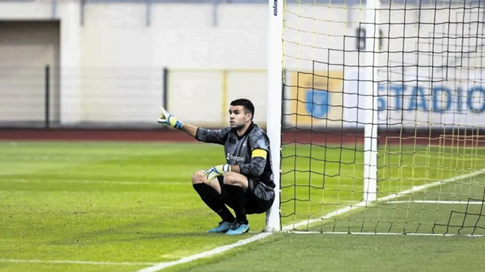 Vratar Elvis Džafić je med letoma 2010 in 2014 nosil dres Olimpije.