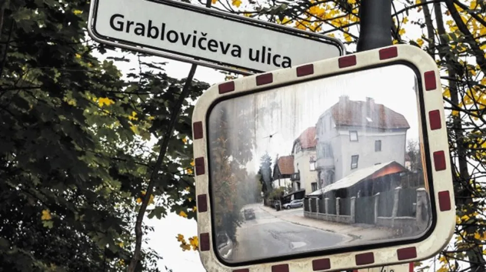 Anton Grablovic se je izučil za čevljarja, a ga je bolj mikal proletarski aktivizem.