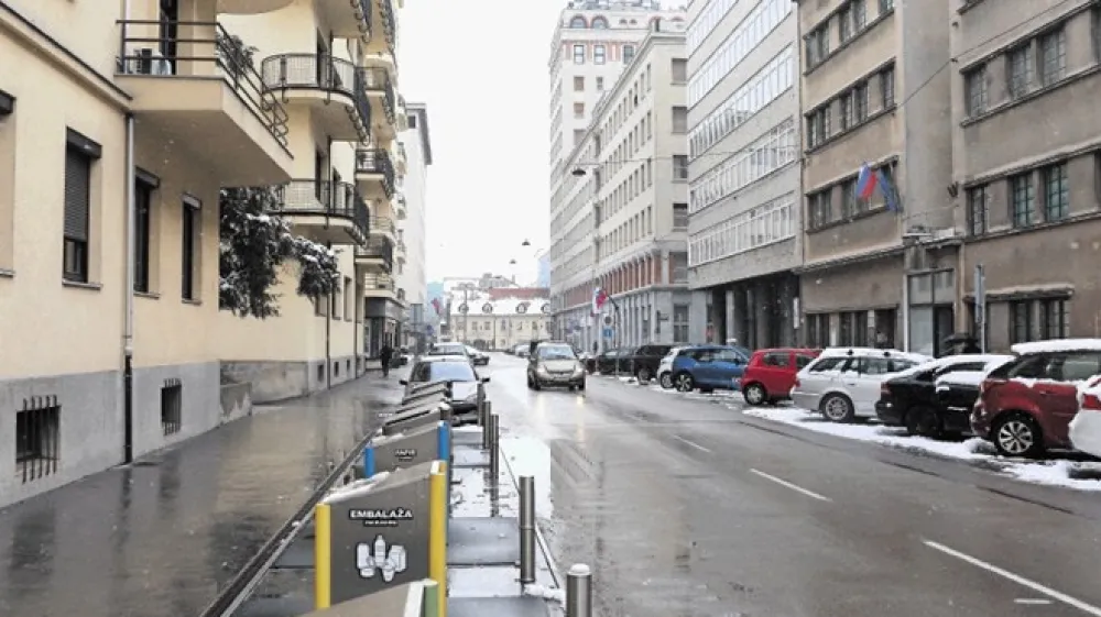 &Scaron;tefanova ulica je od leta 1991 poimenovana po fiziku Jožefu Stefanu.