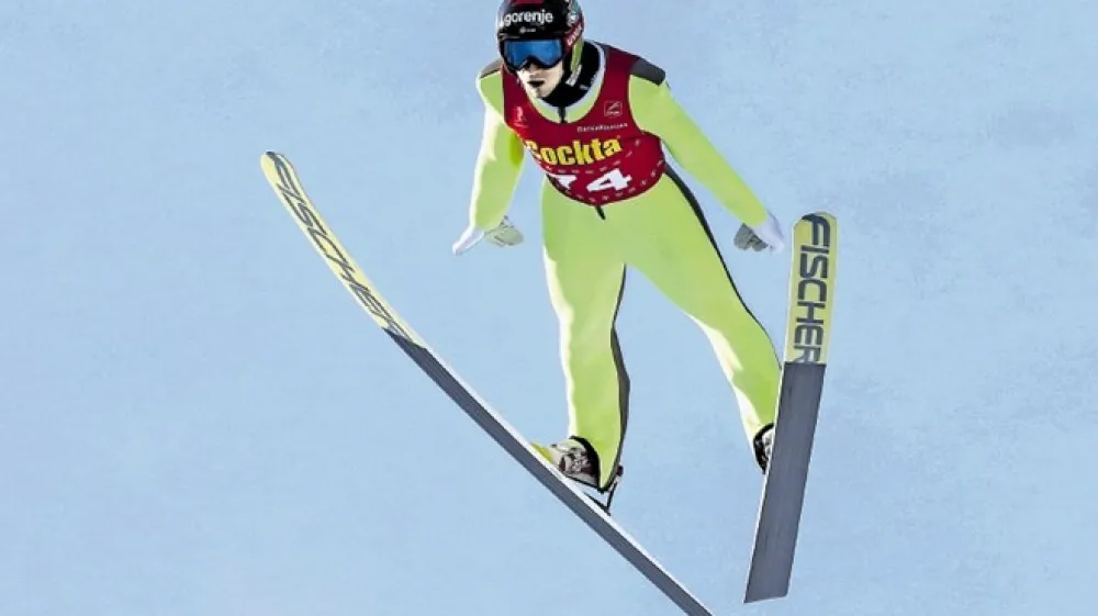 Robert Kranjec: Glavno besedo pri razvoju ima Mednarodna smučarska zveza, ki vse skupaj zavira. &Scaron;e pred desetimi leti bi se dalo 250 metrov skakati veliko lažje.