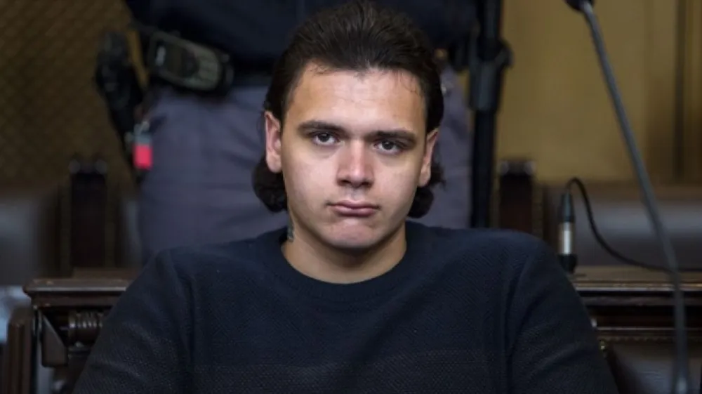 Stefan Cakić obsojen na osem let in &scaron;est mesecev zapora.