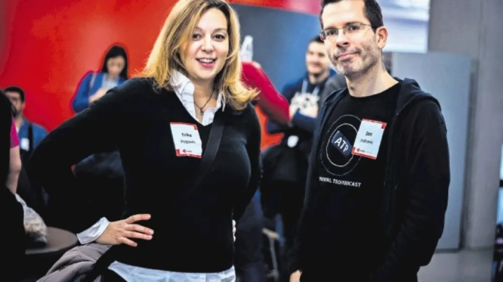 Erika Pogorelc in Jan Isakovič iz Cofound.it