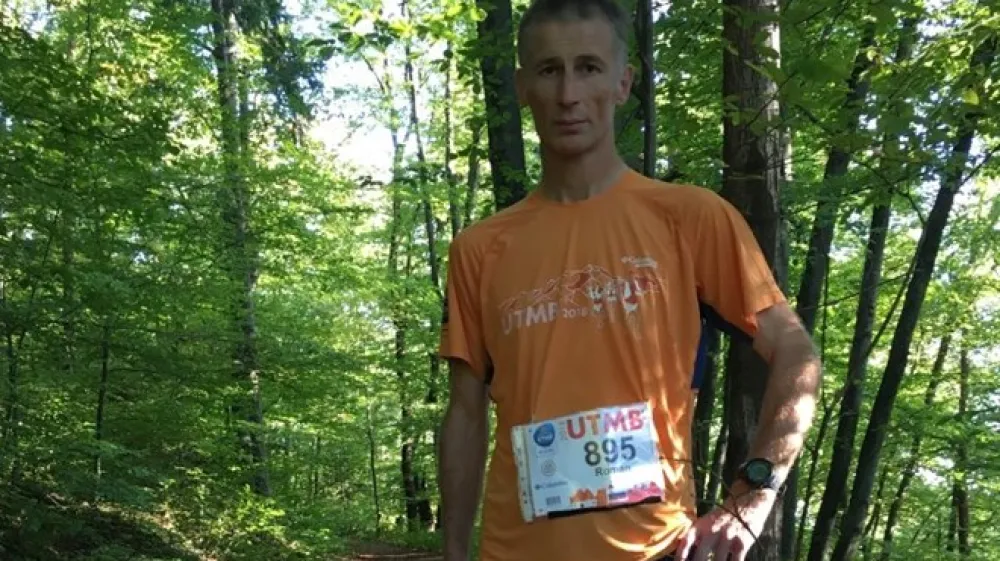 Roman Jež je pri&scaron;el  na cilj po 32 urah in 55 minutah in v svoji starostni kategoriji  med 450 tekmovalci osvojil tretje mesto &ndash; prve slovenske stopničke v 15-letni zgodovini montblan&scaron;kega teka.