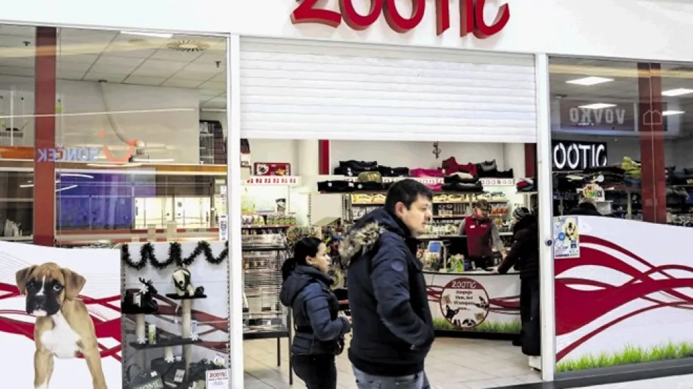 Usoda trgovin za male živali Zootic po nedavnem začetku stečajnega postopka nad družbo Vetpet, ki je njihova lastnica, ni znana.