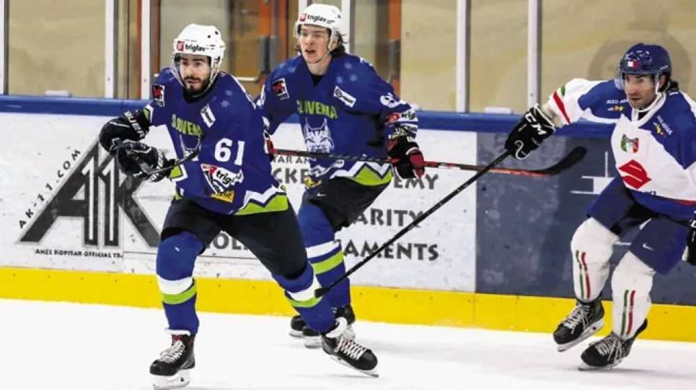 Jurij Repe (levo) in Jan Drozg (v sredini) bosta pomembna člana slovenske vrste na svetovnem prvenstvu v Kazahstanu.