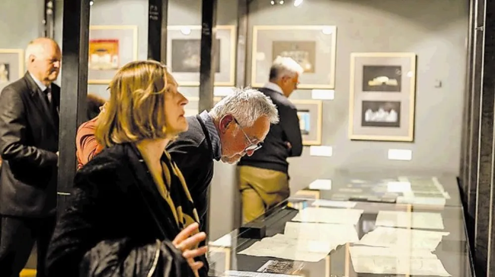 Odprtje razstave Prostor v prostoru: Scenografija na Slovenskem do leta 1991 v Narodni galeriji 24. aprila