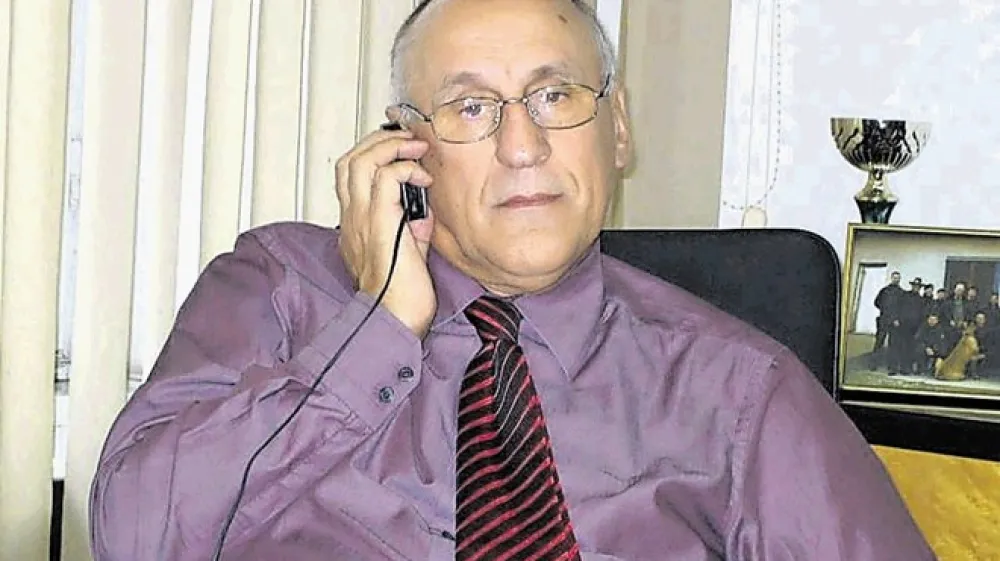 Bo&scaron;tjan Kovačič trdi, da so bili posegi v hi&scaron;o potrebni, saj ni bila primerna za protokolarne sprejeme, in da je &Scaron;kerlepova z navajanjem stro&scaron;kov obnove pretiravala.