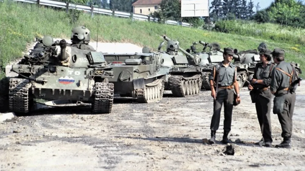 &Scaron;tevilni vojni veterani so zaradi dviga pokojnin ostali brez veteranskega dodatka.