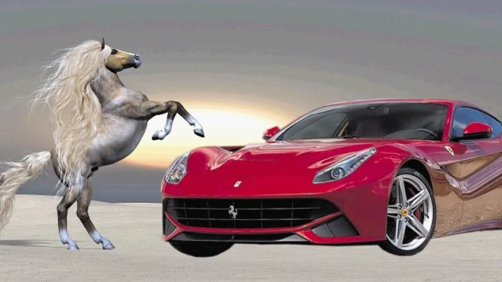 Prvo definicijo konjske moči je že v poznem 18. stoletju uporabil James Watt. Zelo podobno ali enako pa pri označevanju moči motorja uporabljamo &scaron;e danes.