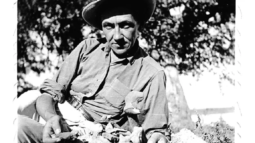 Branislava Su&scaron;nik je bila uporni&scaron;ka osebnost, njen življenjski stil je bil izstopajoč in nenavaden. Veliko je tudi kadila, kar je bila takrat le domena mo&scaron;kih.