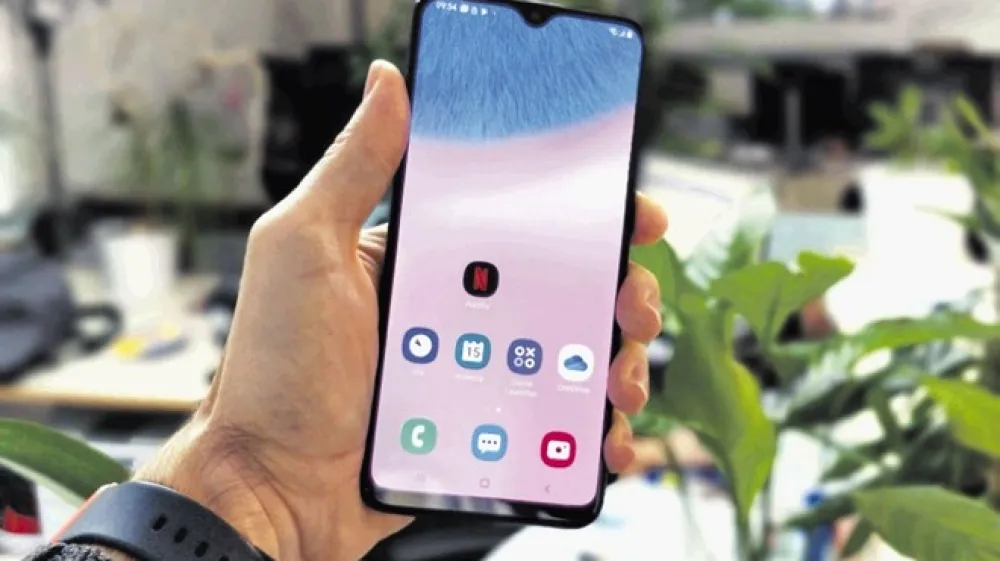 Gre za &scaron;e enega iz serije večji telefonov, zato nas varčevanje pri ločljivosti zaslona nekoliko čudi.