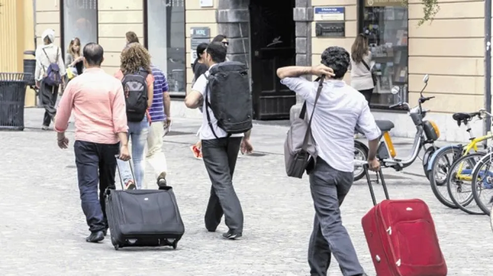 Trg potencialnih gostov bo  bistveno manj&scaron;i, zato bodo morali biti hotelirji  agresivni in vztrajni pri promociji na&scaron;e destinacije.