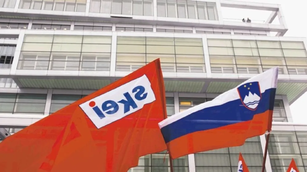 Ormo&scaron;ko podjetja Safilo je napovedalo skoraj&scaron;nje zaprtje tovarne z okoli 560 zaposlenimi.