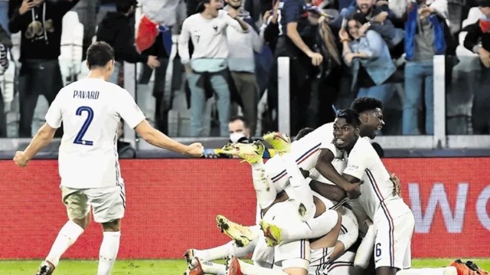 Francozi so se proti Belgiji izvlekli po neverjetnem preobratu v eni najbolj nepozabnih tekem zadnjega časa.