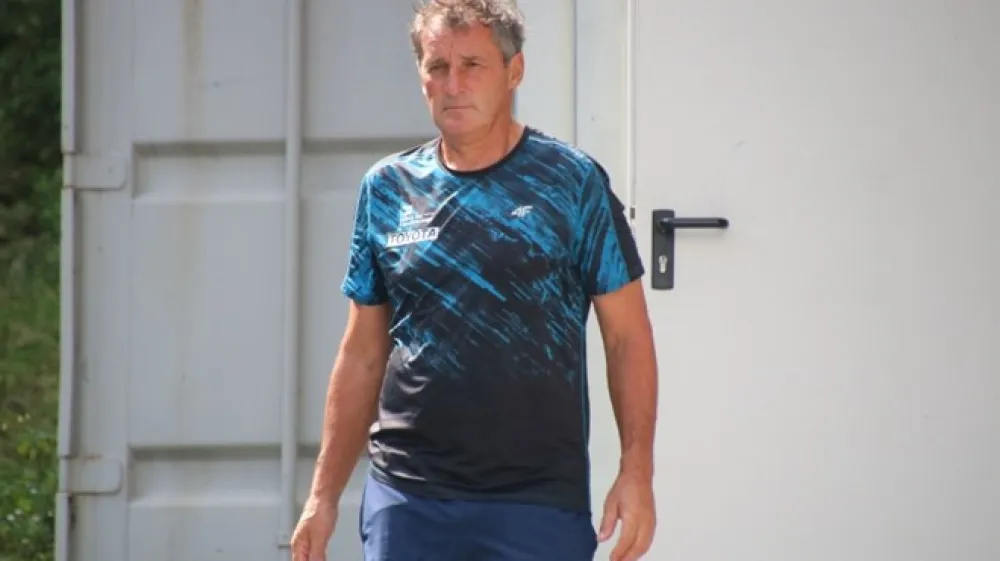 Vasja Bajc ob povratku na Če&scaron;ko: &raquo;Tudi za Jando so rekli, da ne zna skakati. Na koncu pa je osvojil svetovni pokal in dve kolajni na svetovnem prvenstvu.&laquo;