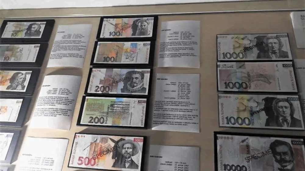 Pomembno je vedeti, da je bil denar izdelan zelo kakovostno, bil je tudi lep, predvsem pa je bil na&scaron;, pravi Matjaž Kukuruzovič, avtor razstave Radeče in tolar.
