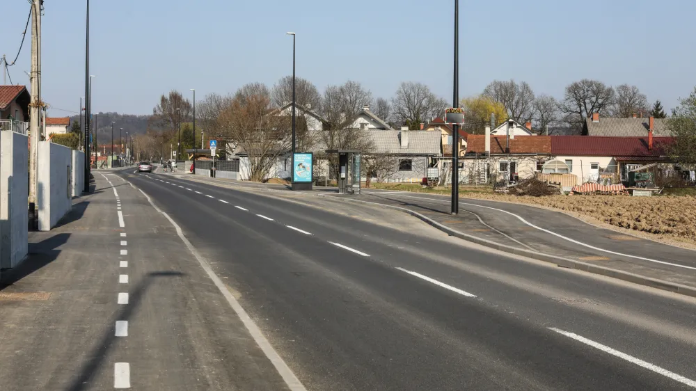 - 25.03.2022 &ndash; Ljubljanska Sibirija &ndash; naselje v južnem delu Ljubljane ob obvoznici, //FOTO: Bojan Velikonja