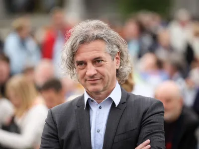 Ljubljana, Trg republike.<br>Veliko javno soocenje politicnih strank v organizaciji iniciative Glas ljudstva.<br>Predsednik Gibanja Svoboda Robert Golob.