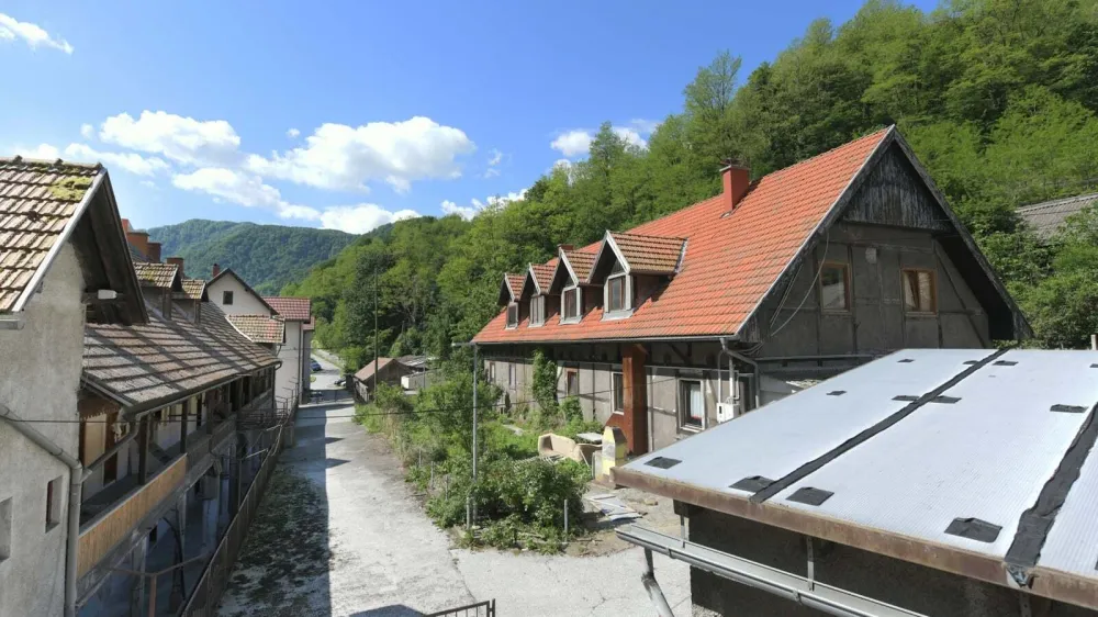 Hrastnik, obrtna cona