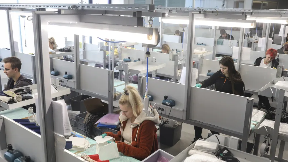 - 27.10.2021  Podjetje EKWB d.o.o., razvoj in proizvodnja izdelkov za vodno hlajenje računalnikov, Pod lipami 18, Komenda /FOTO: Jaka Gasar