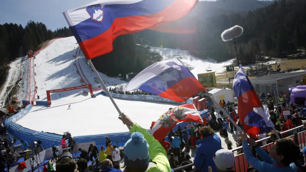 Navijači- 51. Pokal Vitranc 2012 -svetovni pokal - alpsko smučanje -  //FOTO: Luka Cjuha