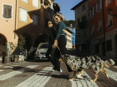 Soustanovitelja blagovne znamke Gina's Woofs sta Jana Birsa in Matjaž Kljajić. F Tamara Vidmar 
