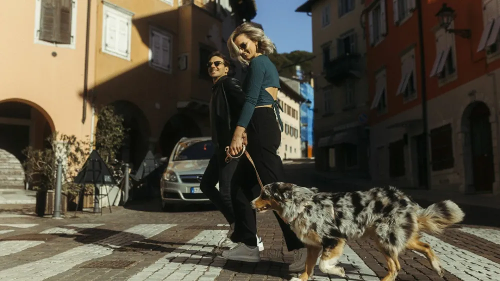 Soustanovitelja blagovne znamke Gina's Woofs sta Jana Birsa in Matjaž Kljajić. F Tamara Vidmar 