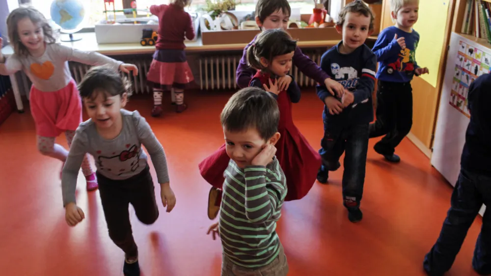 - Vrtec Trnovo - zavod za predolsko vzgojo - predolski otroci -    //FOTO: Jaka Gasar